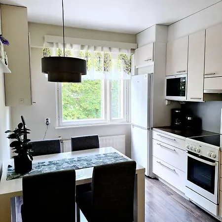 Апартаменты Upea Kaksio Keskustasta 51m2, Wifi Лаппеэнранта